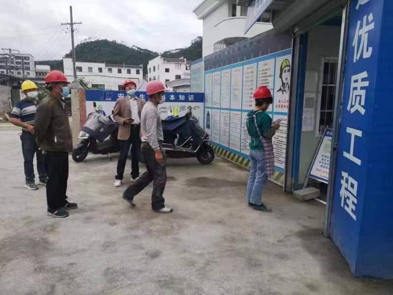 屯溪城建投公司多措并舉，筑牢建筑工地“防疫墻”